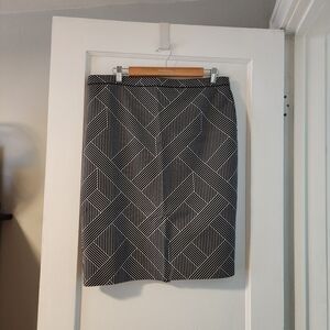 Ann Taylor Black and White Patterned Pencil Skirt